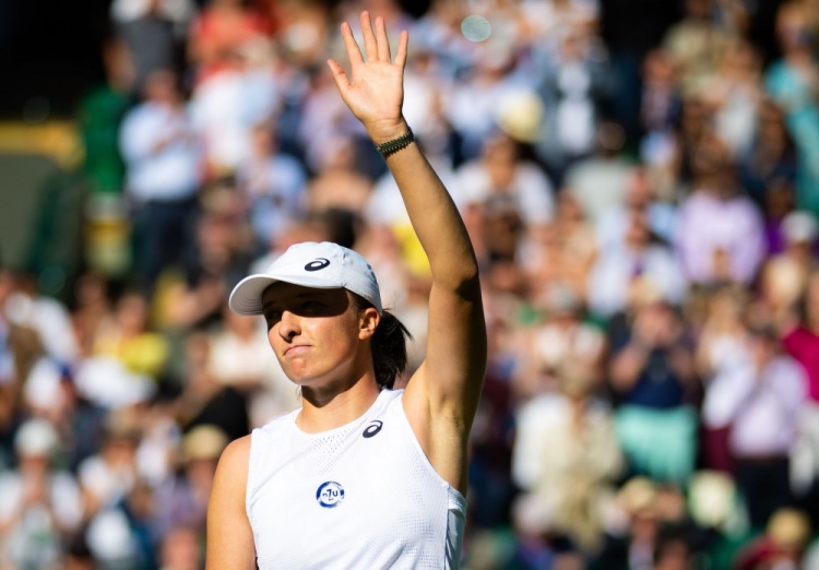 甚至与她个 甚至与她个