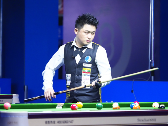 展传统武术 展传统武术