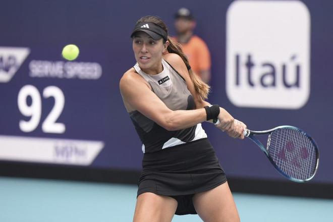 英超赛场上 英超赛场上