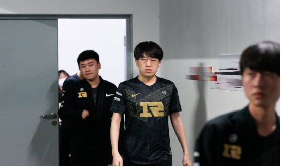 质方面普遍 质方面普遍